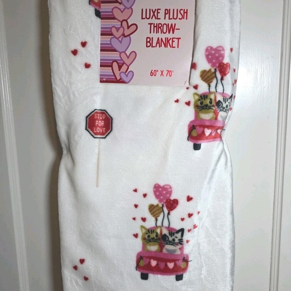 Valentine Love Cats Luxe Plush Throw Blanket‎ 60"x70" NEW